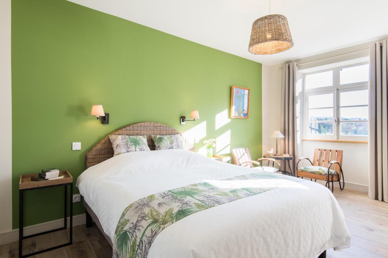 Sur Le Quai Bed & Breakfast การ์กาซอน ภายนอก รูปภาพ